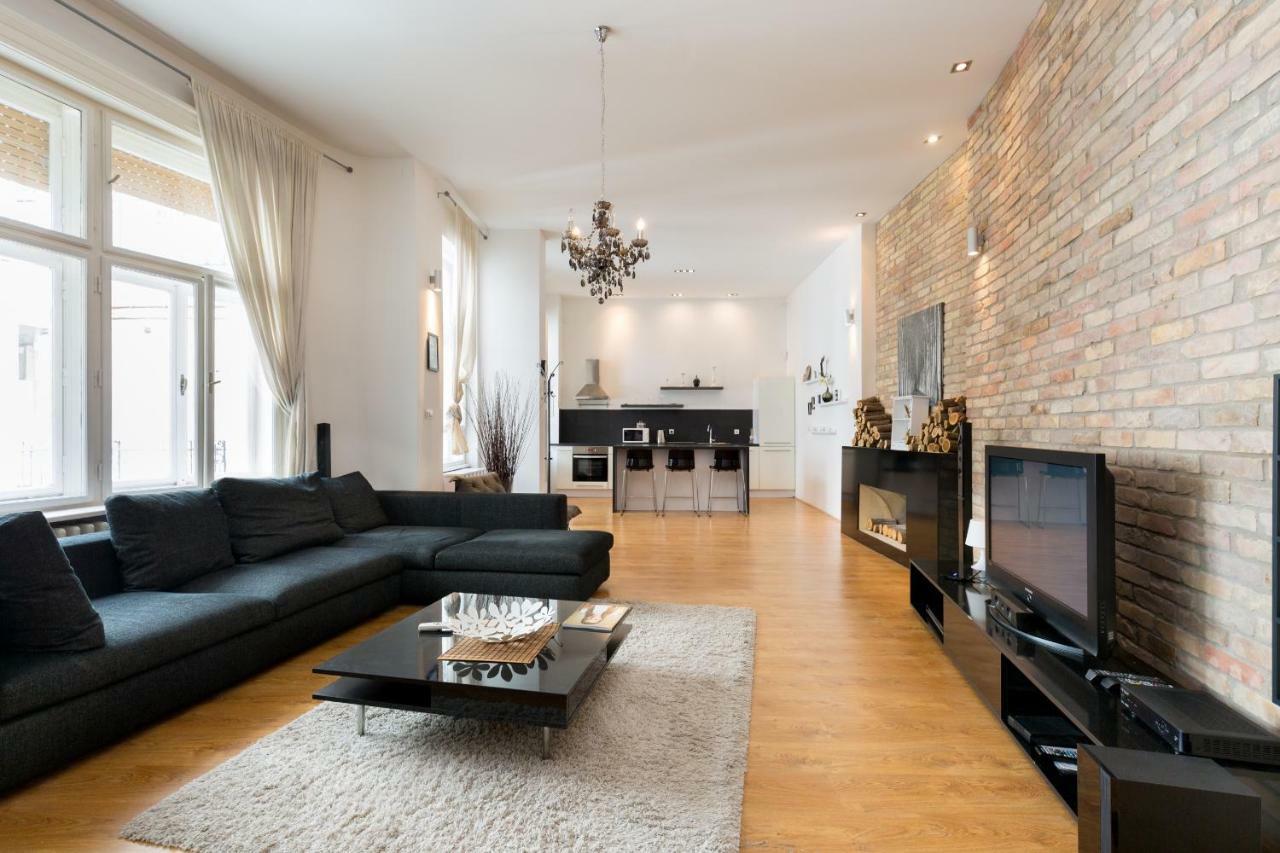 The Fashion Street Apartment